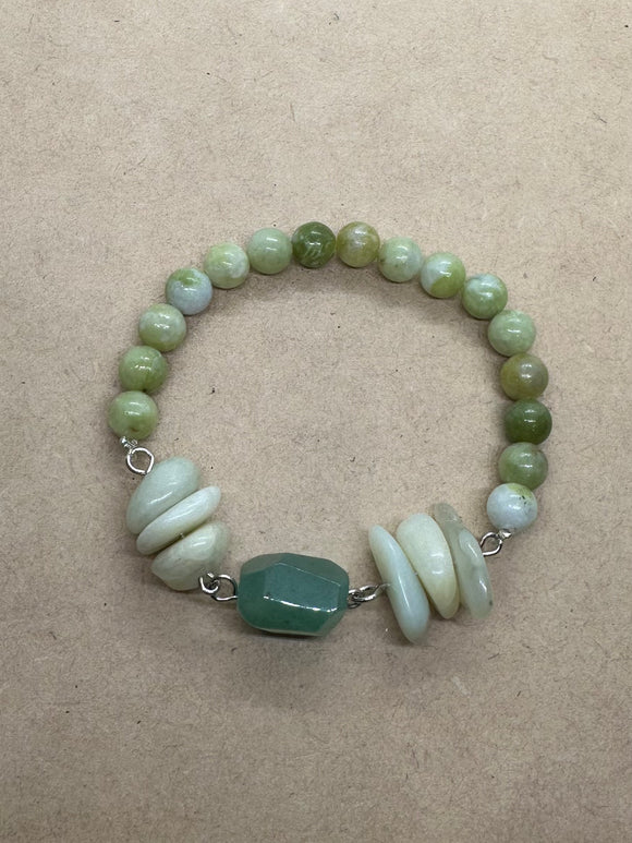 Green Jade with faceted Green Aventurine Centrepiece Bracelet