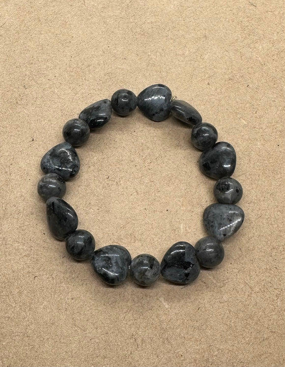 Black Moonstone Crystal Hearts Beaded Bracelet