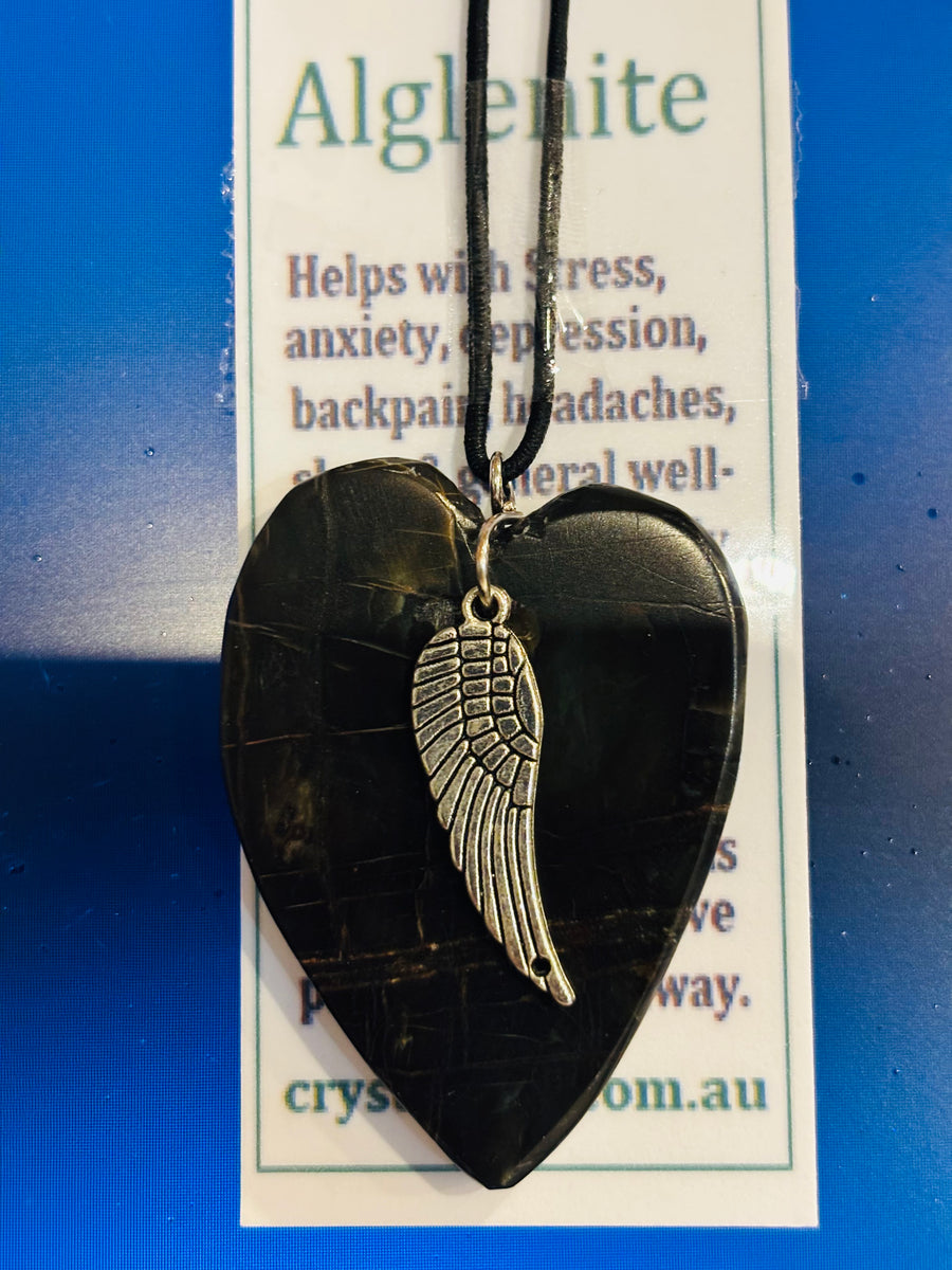 Alglenite Heart with Angel Wing – Crystal Box